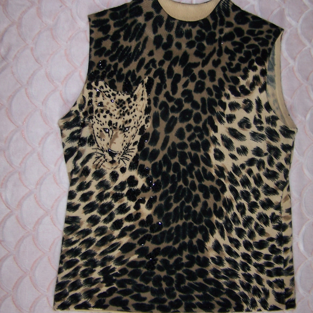 Sweater Size-Small Unknown Maker